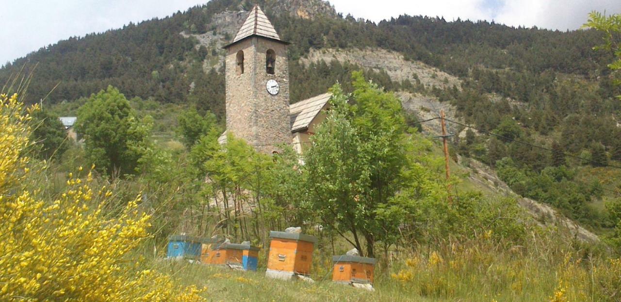 Apibus Domus - Chris et Stèph Villa Guillaumes Esterno foto